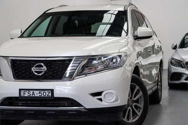 2015 Nissan Pathfinder ST R52