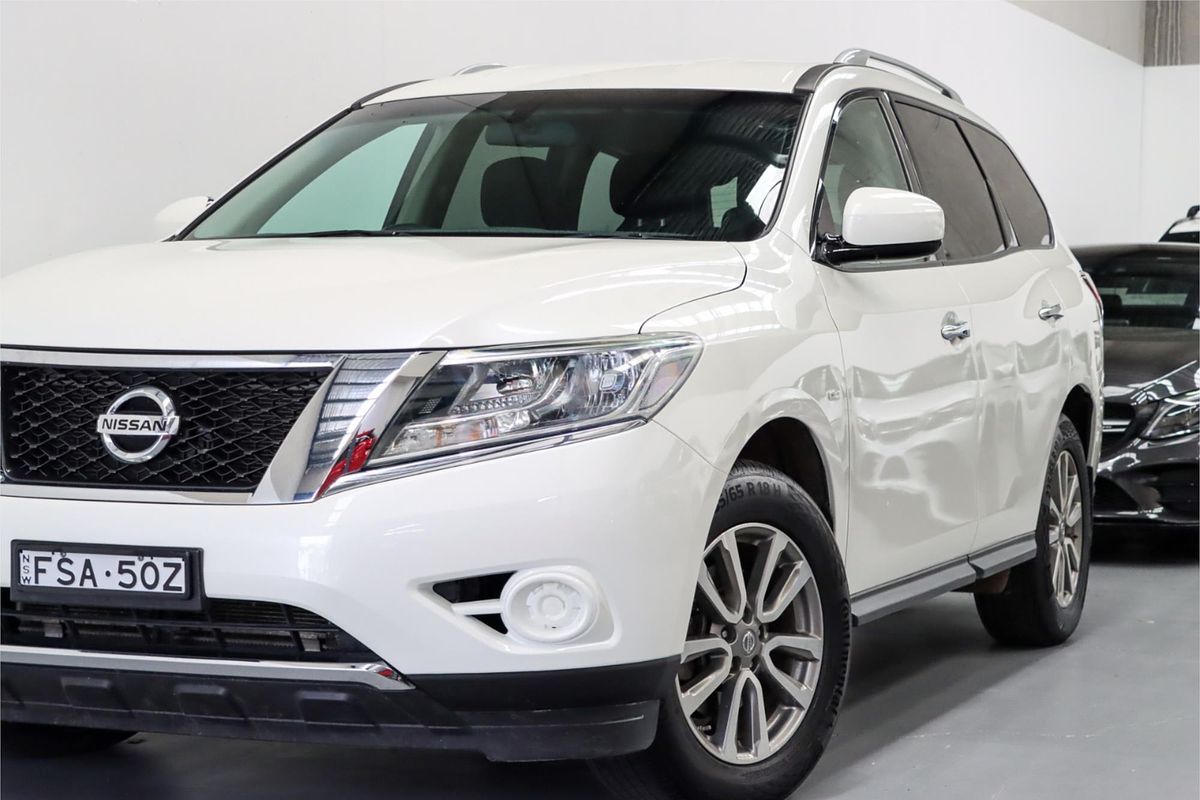 2015 Nissan Pathfinder ST R52