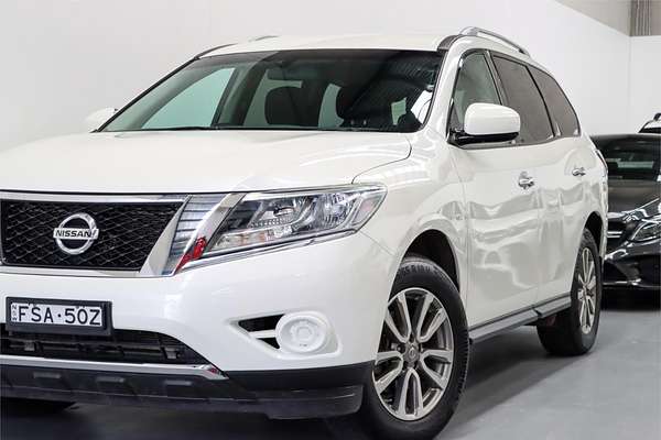 2015 Nissan Pathfinder ST R52