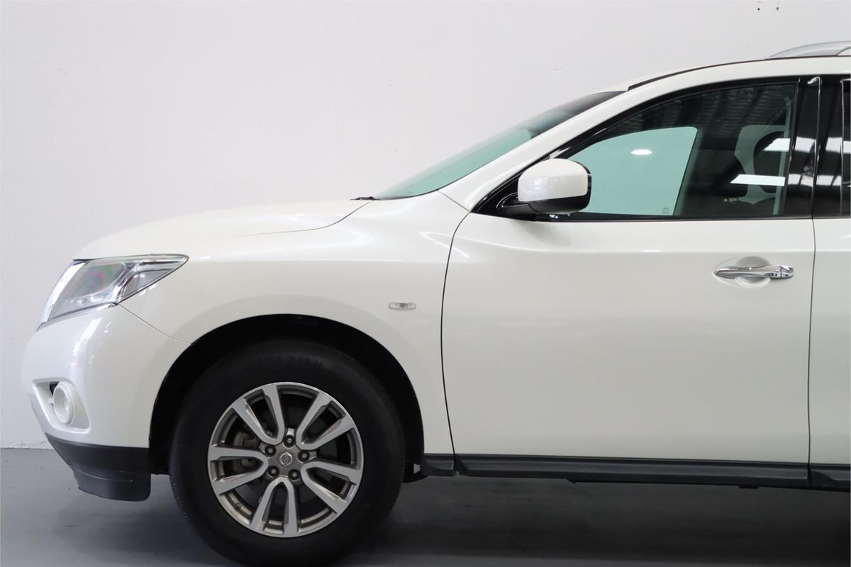 2015 Nissan Pathfinder ST R52