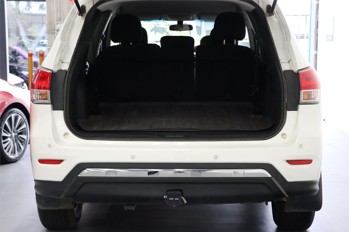 2015 Nissan Pathfinder ST R52