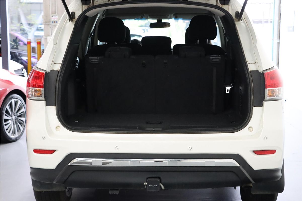 2015 Nissan Pathfinder ST R52