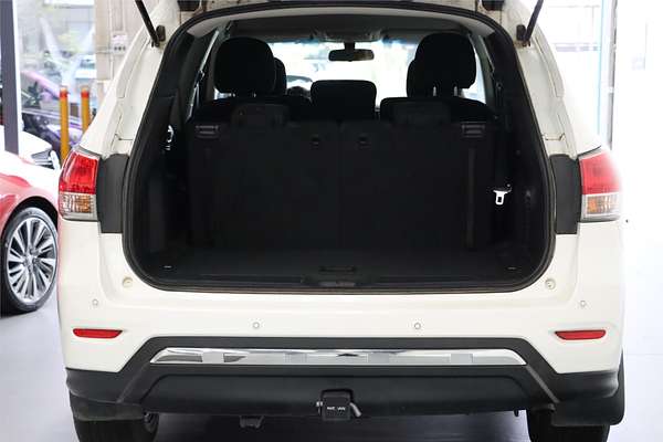 2015 Nissan Pathfinder ST R52