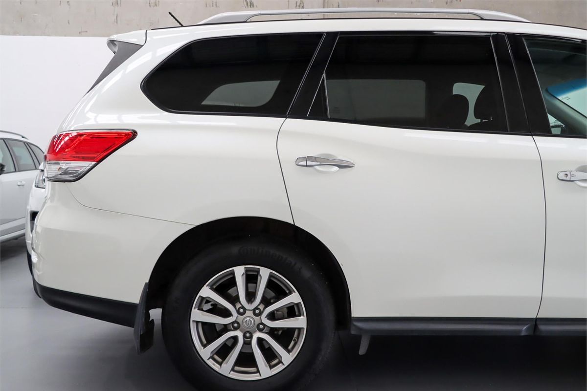 2015 Nissan Pathfinder ST R52
