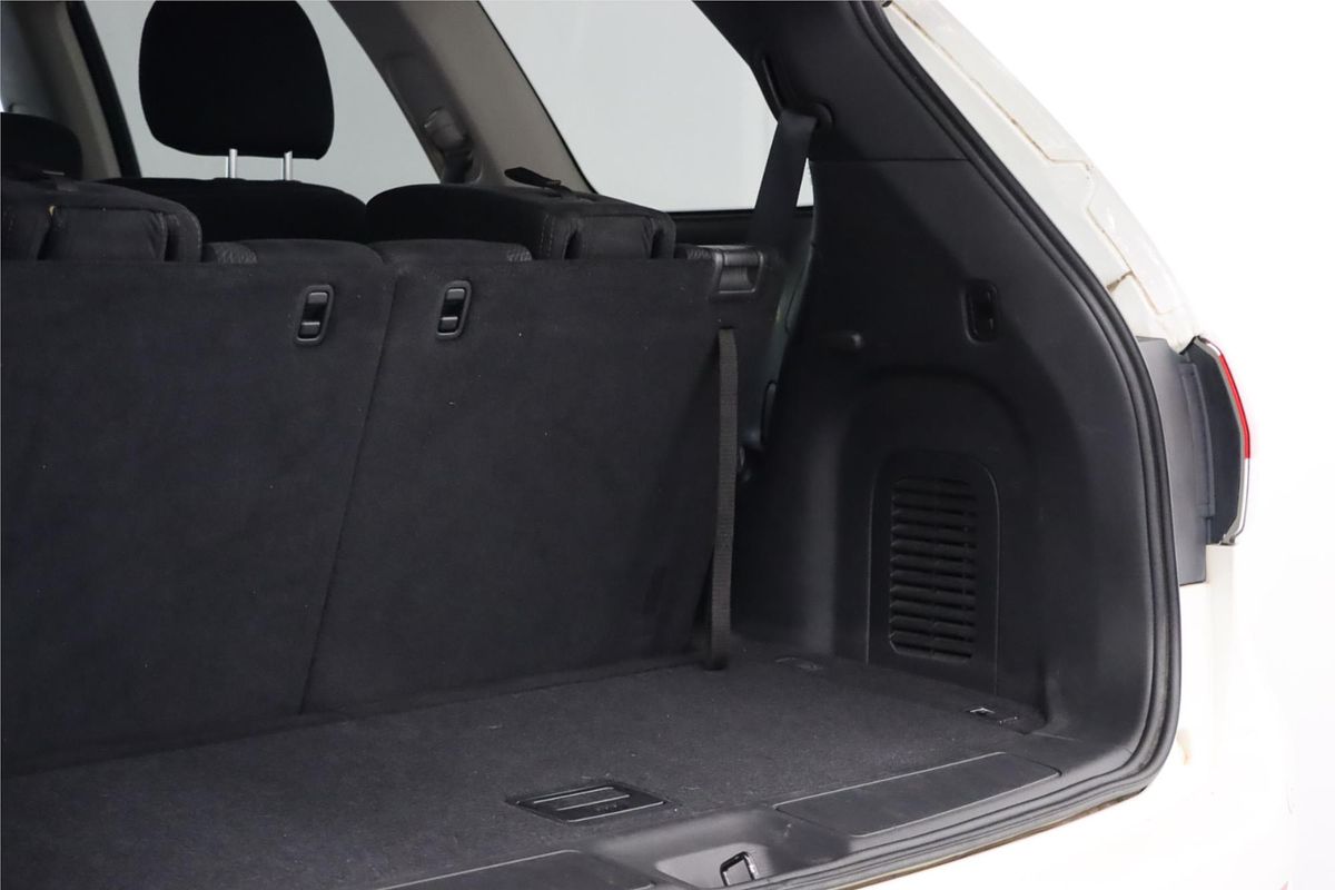 2015 Nissan Pathfinder ST R52