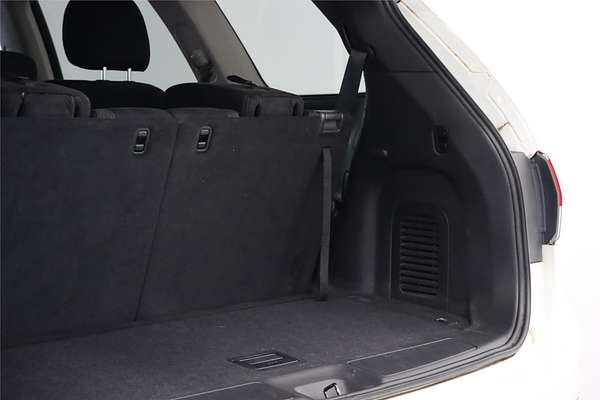 2015 Nissan Pathfinder ST R52