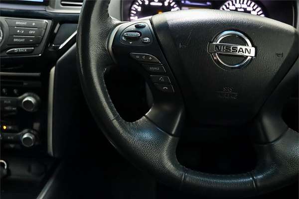 2015 Nissan Pathfinder ST R52