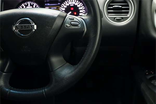 2015 Nissan Pathfinder ST R52