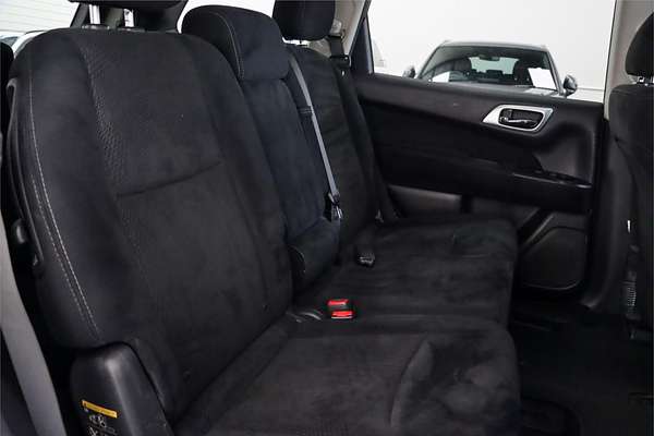 2015 Nissan Pathfinder ST R52