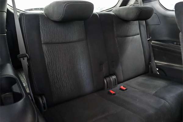 2015 Nissan Pathfinder ST R52