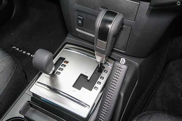 2021 Mitsubishi Pajero GLX NX