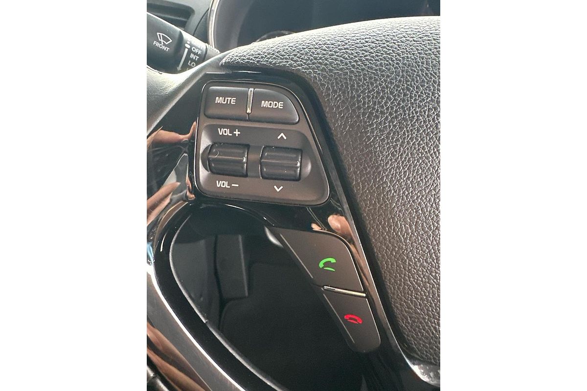 2017 Kia Cerato Sport YD