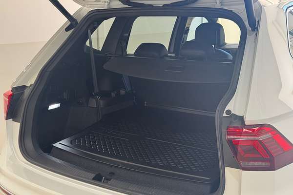 2023 Volkswagen Tiguan 162TSI R-Line Allspace 5N
