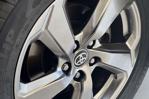 2020 Toyota RAV4 GXL AXAH52R