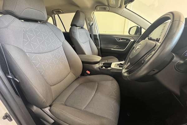 2020 Toyota RAV4 GXL AXAH52R