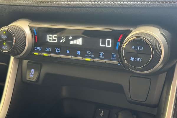 2020 Toyota RAV4 GXL AXAH52R