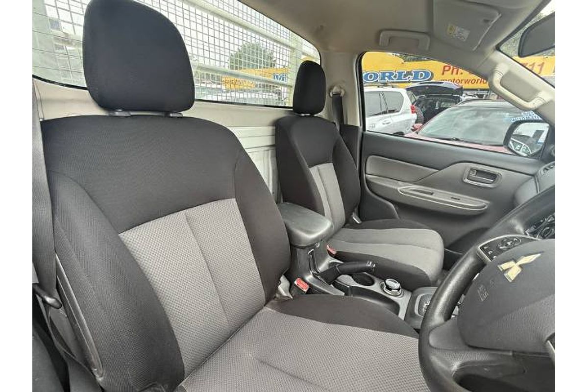 2018 Mitsubishi Triton GLX MQ 4X4