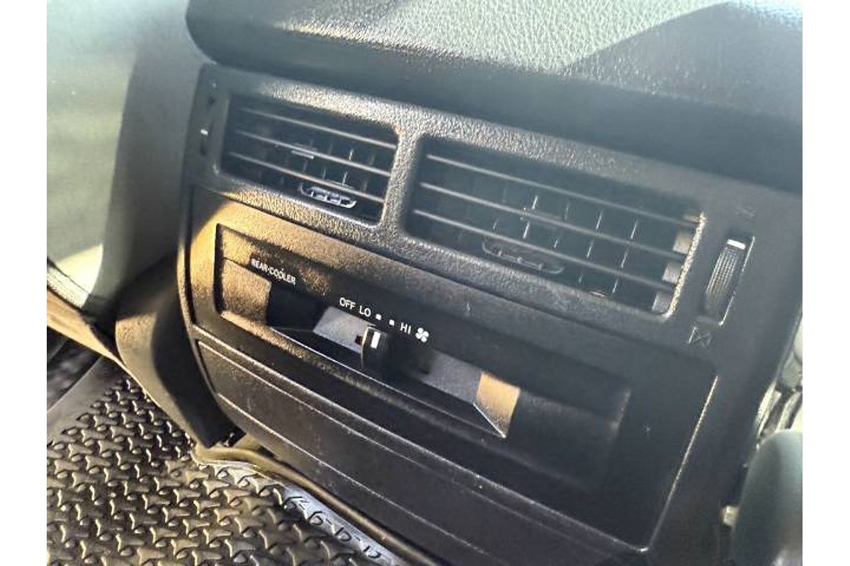 2008 Toyota Landcruiser GXL VDJ200R