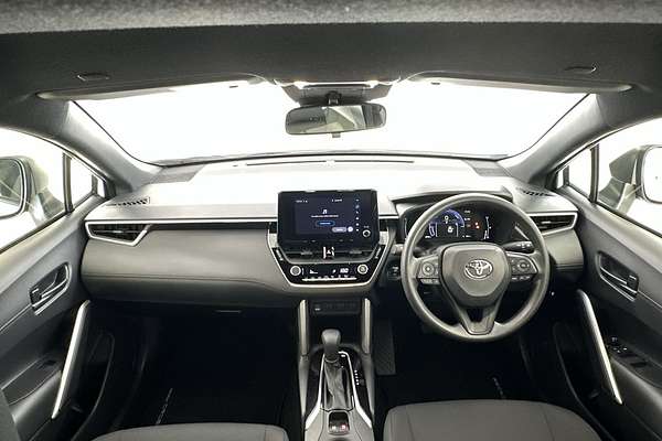 2024 Toyota Corolla Cross GX MXGH10R