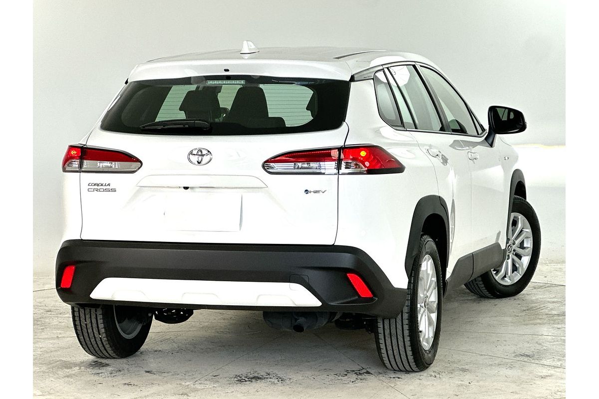 2024 Toyota Corolla Cross GX MXGH10R