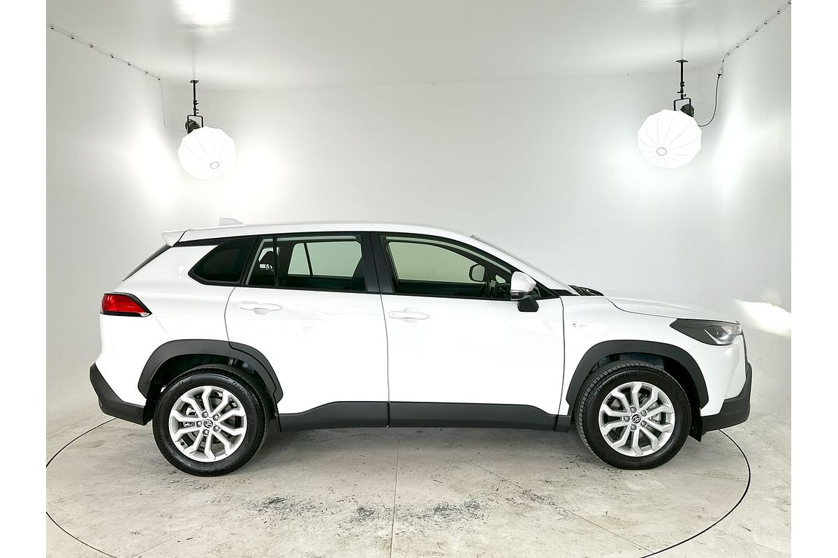 2024 Toyota Corolla Cross GX MXGH10R