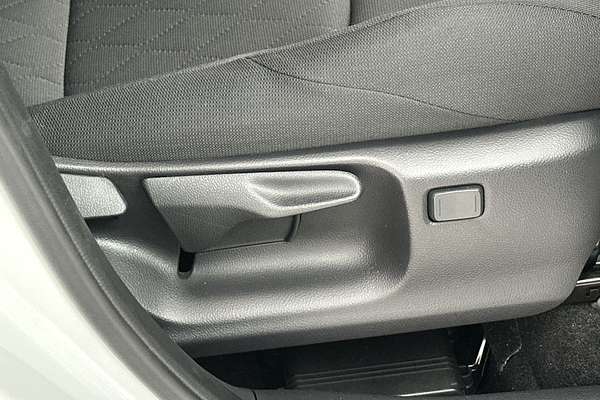 2024 Toyota Corolla Cross GX MXGH10R