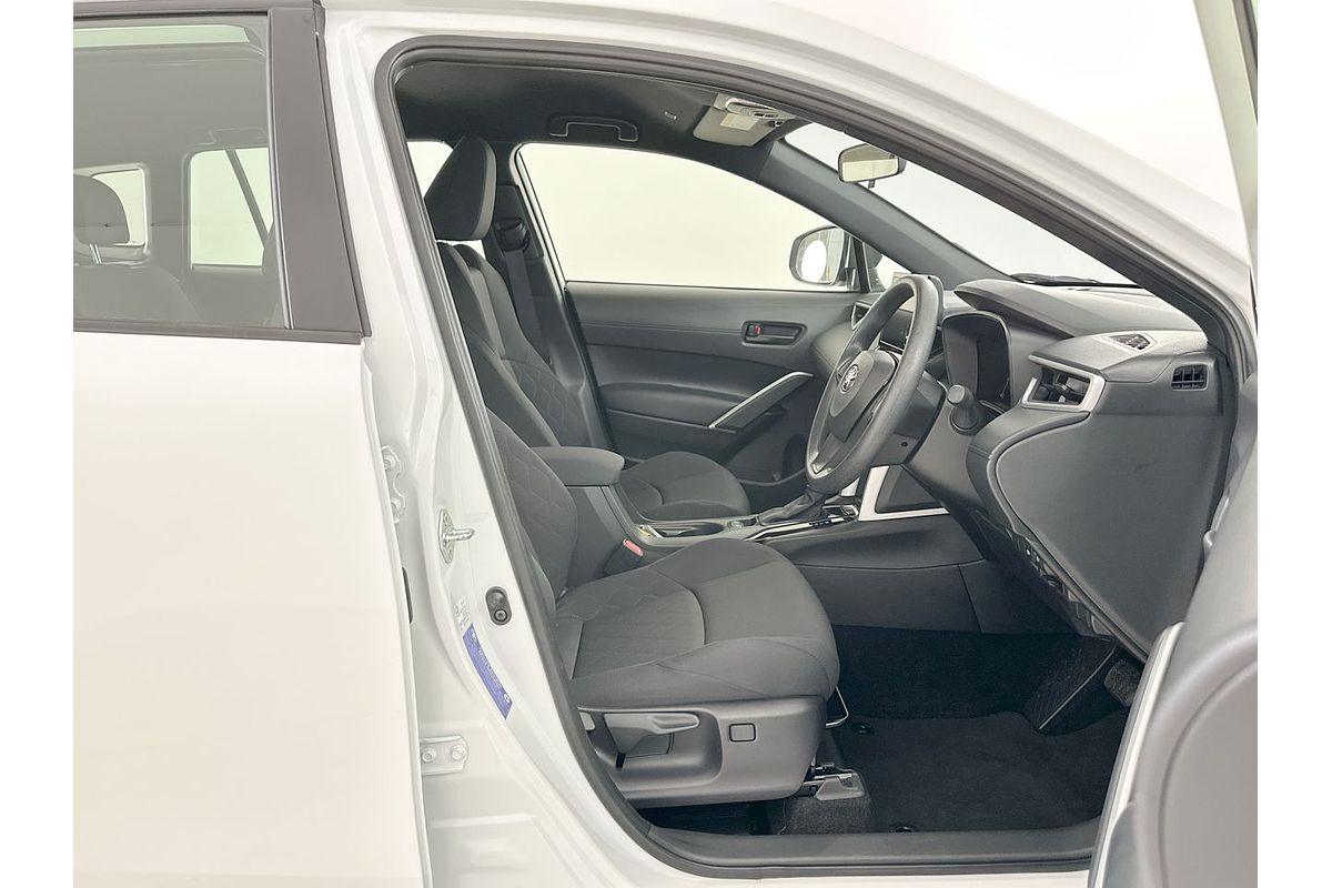 2024 Toyota Corolla Cross GX MXGH10R