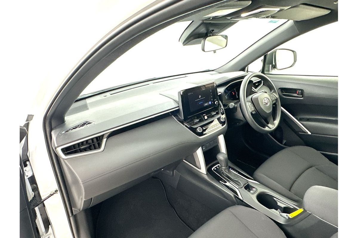 2024 Toyota Corolla Cross GX MXGH10R