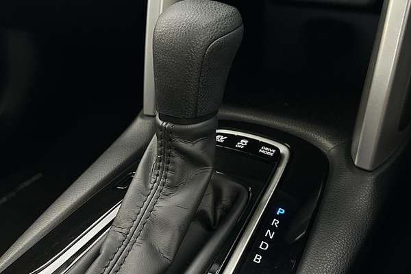 2024 Toyota Corolla Cross GX MXGH10R