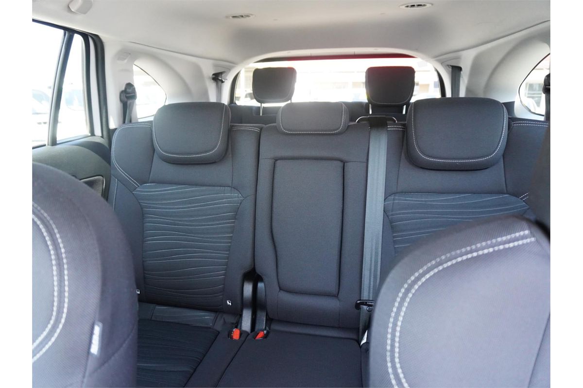 2023 Isuzu MU-X LS-U