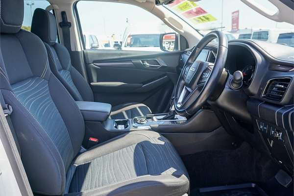 2023 Isuzu MU-X LS-U