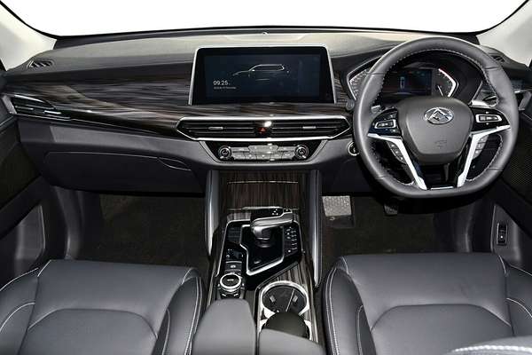 2025 LDV D90 Executive SV9A