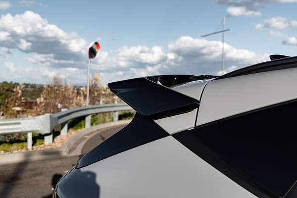 2025 Hyundai Kona Premium N Line SX2.V3