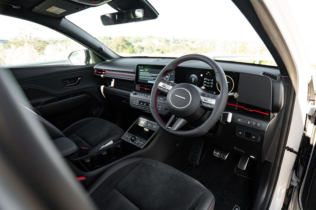2025 Hyundai Kona Premium N Line SX2.V3