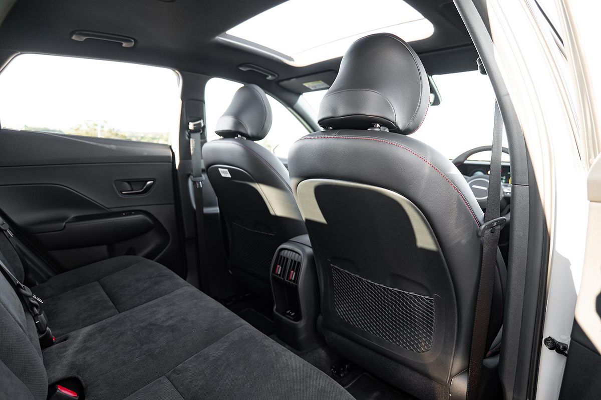 2025 Hyundai Kona Premium N Line SX2.V3