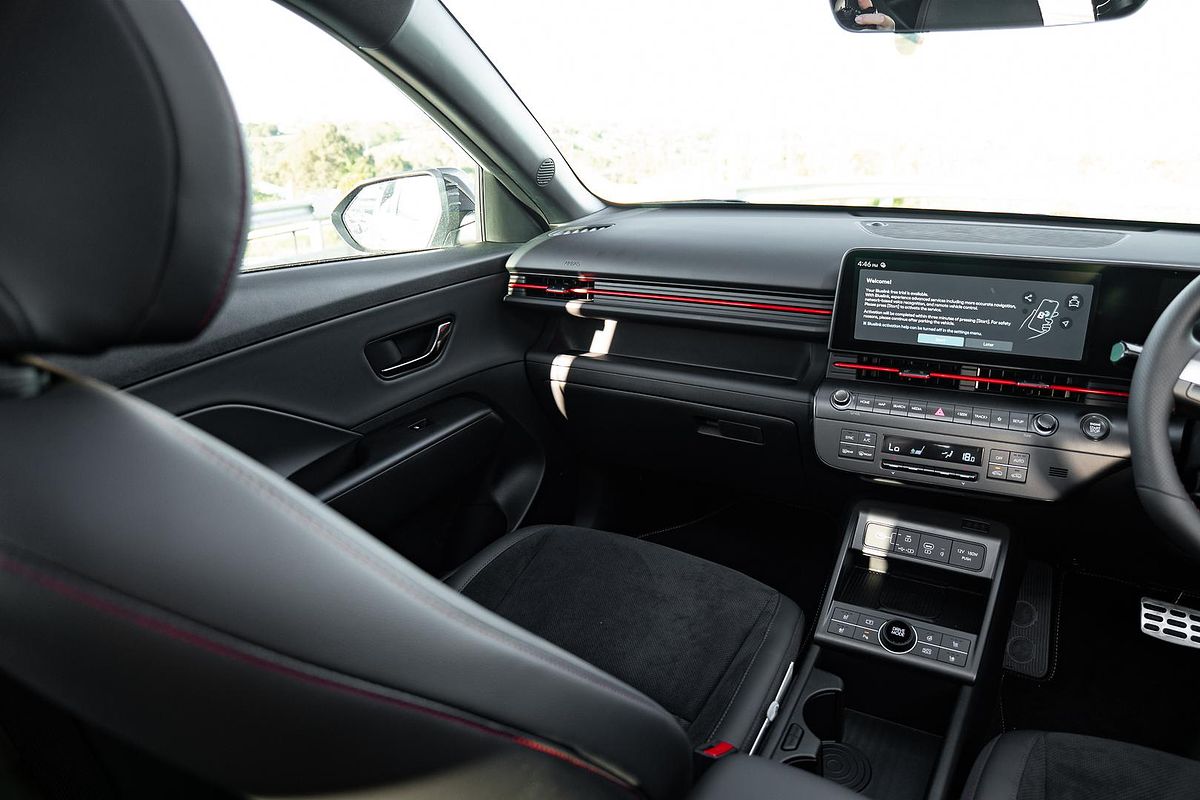 2025 Hyundai Kona Premium N Line SX2.V3