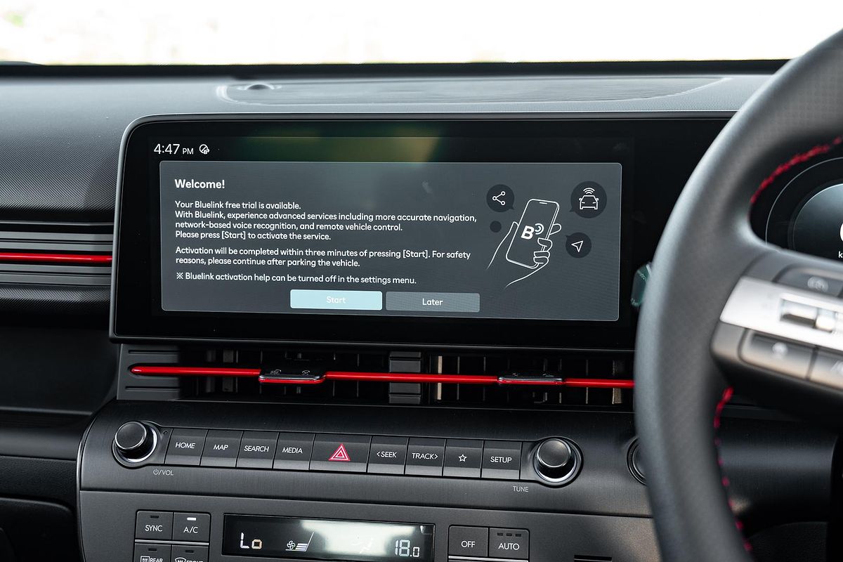 2025 Hyundai Kona Premium N Line SX2.V3