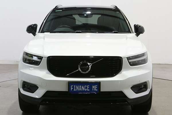 2020 Volvo XC40 T5 R-Design