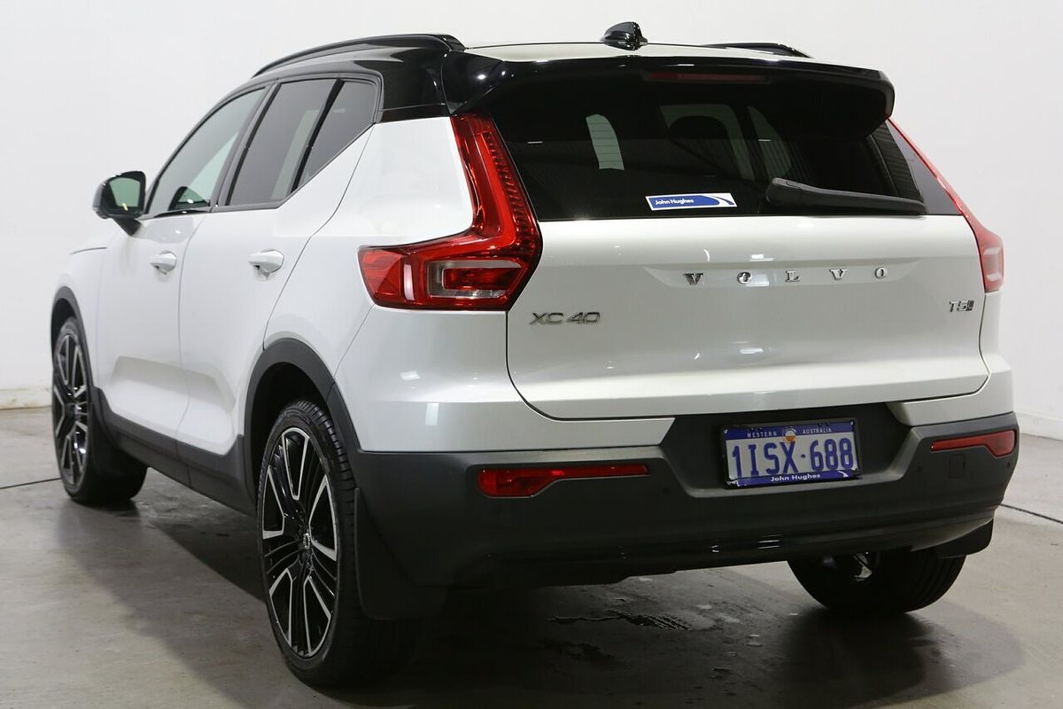 2020 Volvo XC40 T5 R-Design