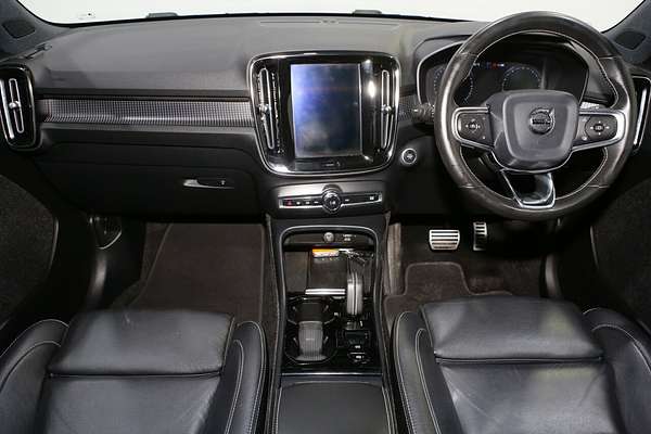 2020 Volvo XC40 T5 R-Design