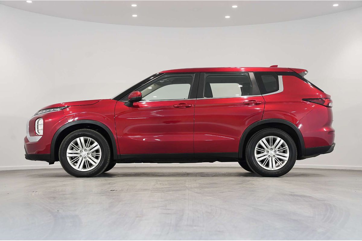 2021 Mitsubishi Outlander ES ZM