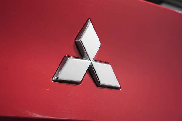 2021 Mitsubishi Outlander ES ZM