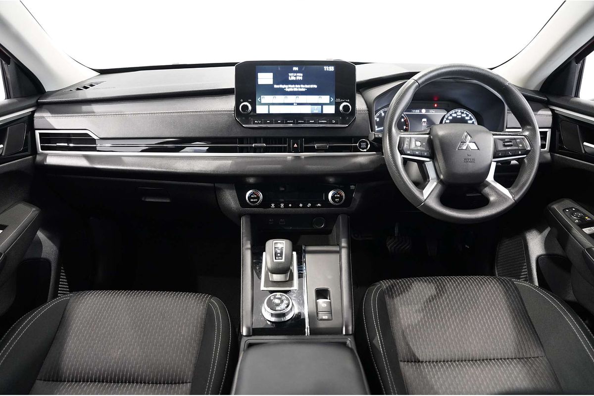 2021 Mitsubishi Outlander ES ZM