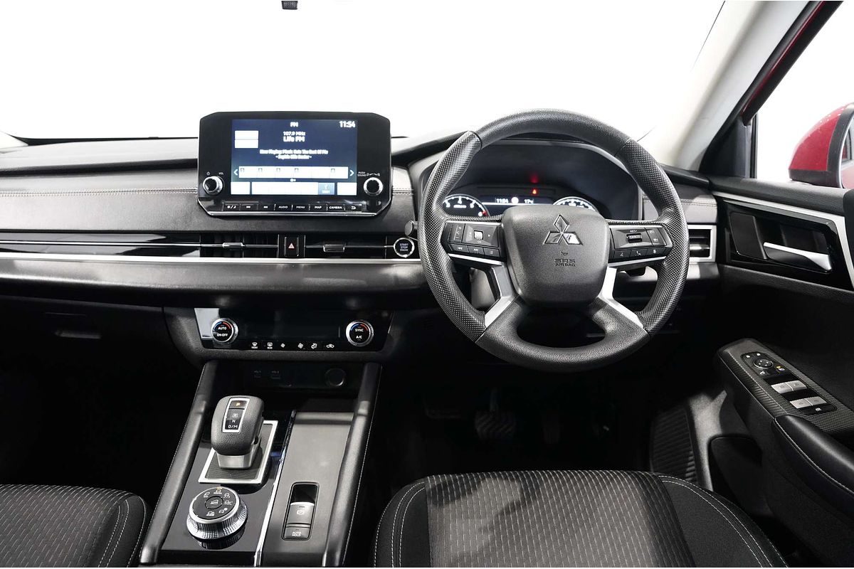 2021 Mitsubishi Outlander ES ZM