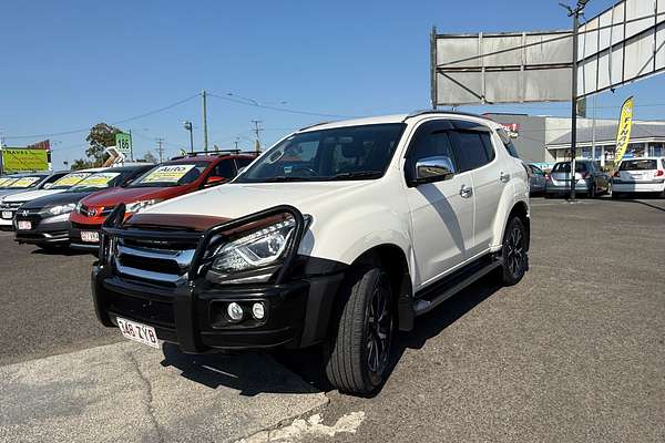 2020 Isuzu MU-X LS-T