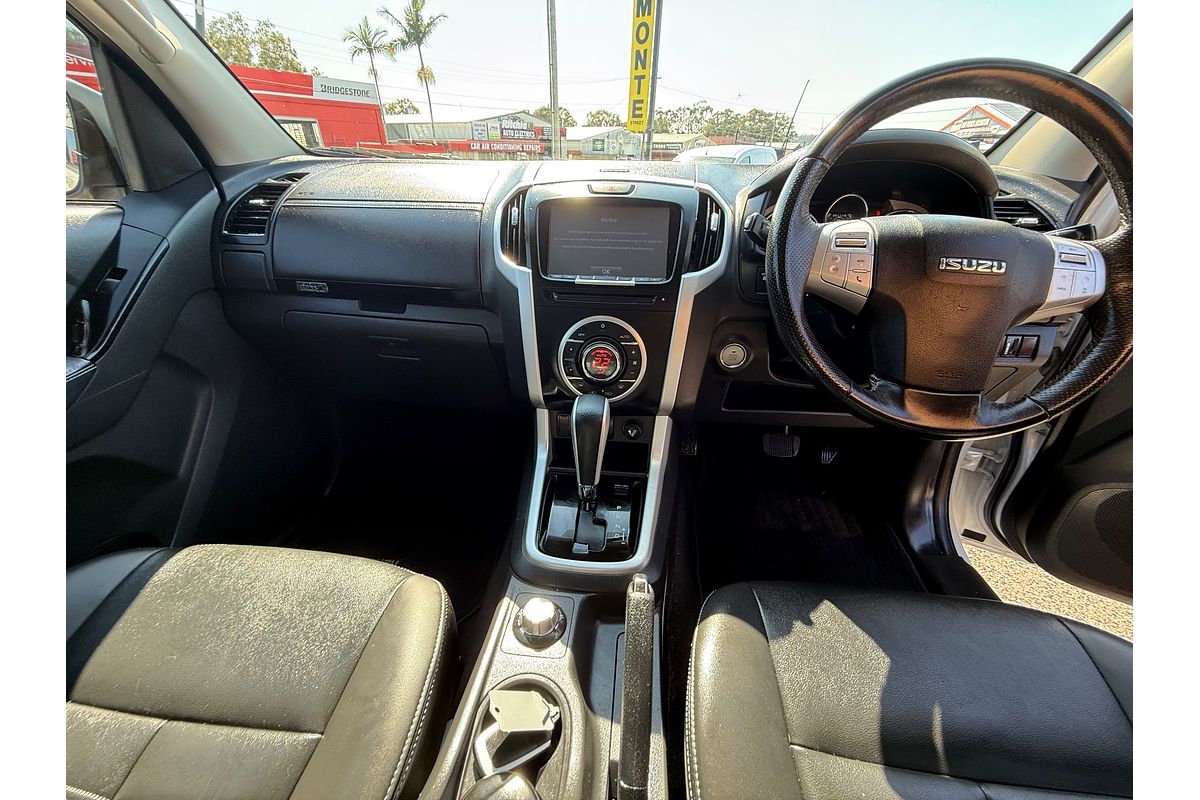 2020 Isuzu MU-X LS-T