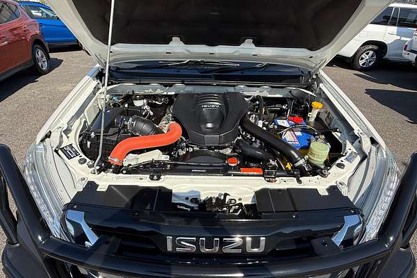 2020 Isuzu MU-X LS-T
