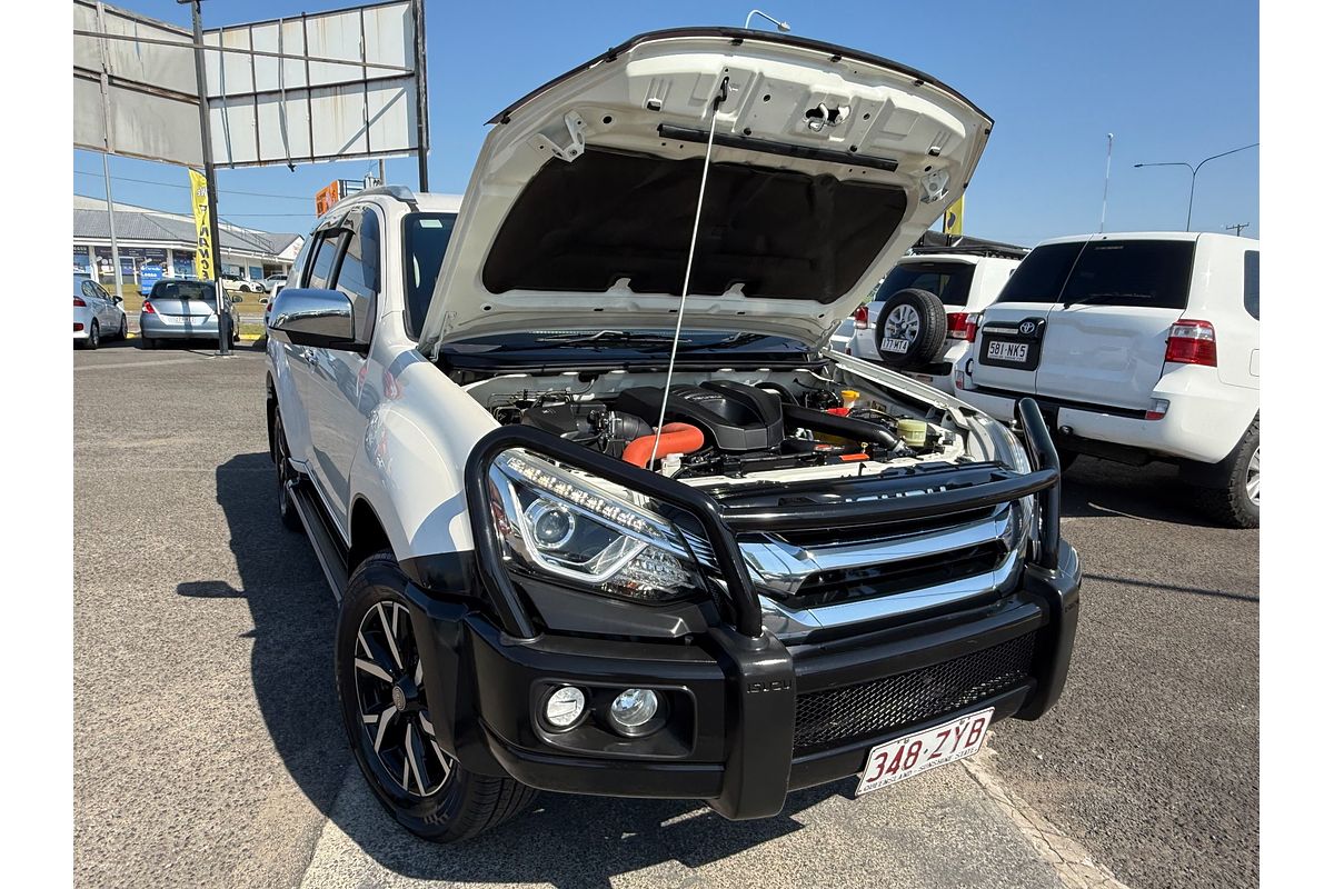 2020 Isuzu MU-X LS-T