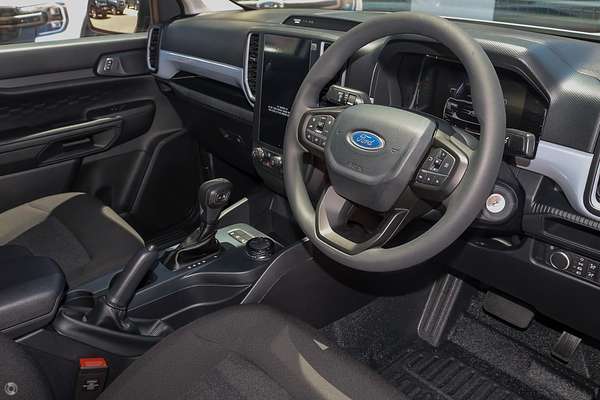 2025 Ford Ranger XL 4X4 2.0L