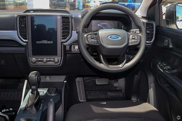 2025 Ford Ranger XL 4X4 2.0L